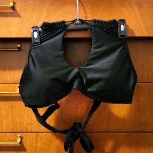 Time and Tru 1X Black Padded Swim Suit Top